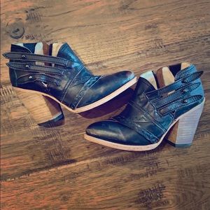 Freebird ankle boot